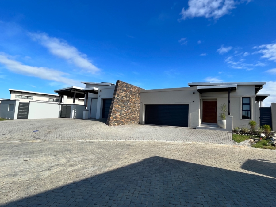 2 Bedroom Property for Sale in Eden Residential Estate Western Cape